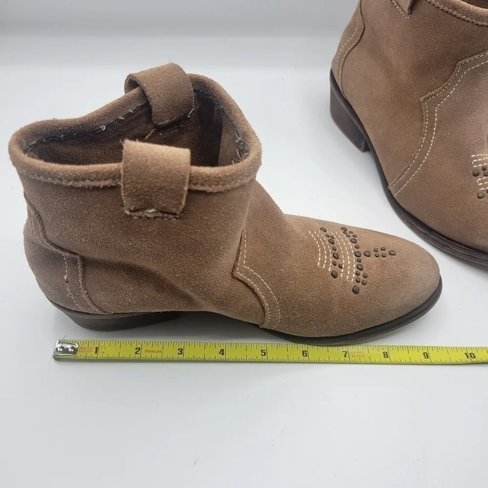 Charles by Charles David western style boots size 6 1/2